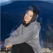 Estudiante universitaria con experiencia para dar clases particulares de refuerzo a niños de primaria y ESO